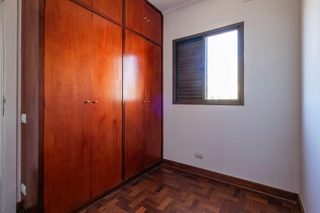 Apartamento à venda com 395m², 4 quartos e 5 vagas Apartamento à venda com 395m², 4 quartos e 5 vagasQuarto de Serviço 1