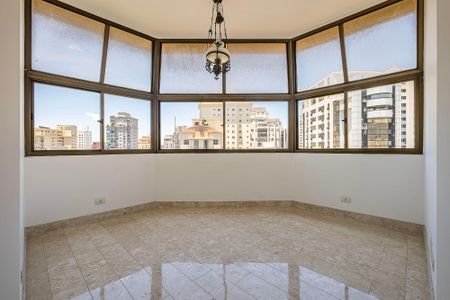 Apartamento à venda com 395m², 4 quartos e 5 vagas Apartamento à venda com 395m², 4 quartos e 5 vagasCopa