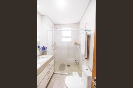 Apartamento à venda com 136m², 3 quartos e 2 vagas Apartamento à venda com 136m², 3 quartos e 2 vagasBanheiro da Suíte 1