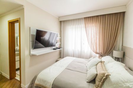 Apartamento à venda com 136m², 3 quartos e 2 vagas Apartamento à venda com 136m², 3 quartos e 2 vagasSuíte 1