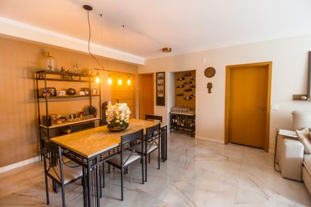 Sala de apartamento à venda com 3 quartos, 136m² em Centro Empresarial Tamboré, Santana de Parnaíba