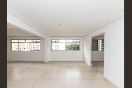 Apartamento à venda com 3 quartos, 138m² em Jardim Paulistano, São Paulo