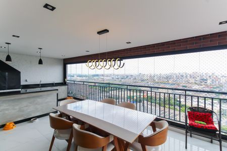 Apartamento à venda com 157m², 3 quartos e 3 vagas Apartamento à venda com 157m², 3 quartos e 3 vagasVaranda Sala/Cozinha