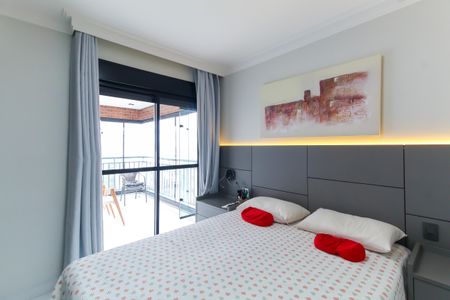 Apartamento à venda com 157m², 3 quartos e 3 vagas Apartamento à venda com 157m², 3 quartos e 3 vagasSuíte 2