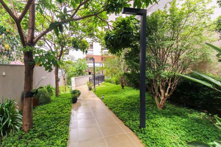 Apartamento à venda com 157m², 3 quartos e 3 vagas Apartamento à venda com 157m², 3 quartos e 3 vagasEntrada