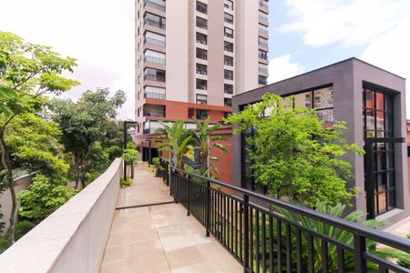 Apartamento à venda com 157m², 3 quartos e 3 vagas Apartamento à venda com 157m², 3 quartos e 3 vagasEntrada