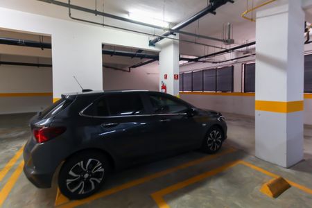 Apartamento à venda com 157m², 3 quartos e 3 vagas Apartamento à venda com 157m², 3 quartos e 3 vagasGaragem