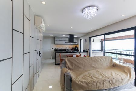 Apartamento à venda com 157m², 3 quartos e 3 vagas Apartamento à venda com 157m², 3 quartos e 3 vagasSala/Cozinha
