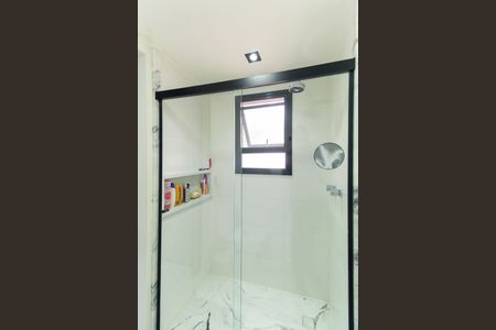 Apartamento à venda com 157m², 3 quartos e 3 vagas Apartamento à venda com 157m², 3 quartos e 3 vagasBanheiro da Suíte 2