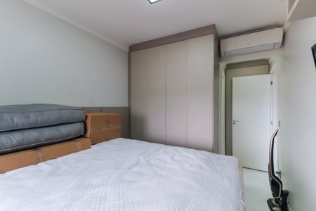 Apartamento à venda com 157m², 3 quartos e 3 vagas Apartamento à venda com 157m², 3 quartos e 3 vagasSuíte