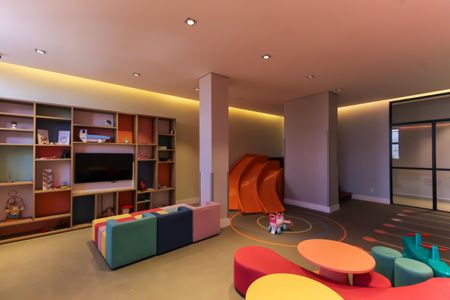 Apartamento à venda com 157m², 3 quartos e 3 vagas Apartamento à venda com 157m², 3 quartos e 3 vagasBrinquedoteca