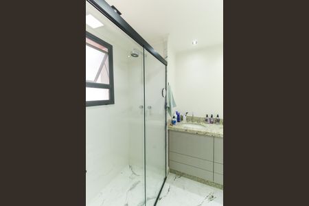 Apartamento à venda com 157m², 3 quartos e 3 vagas Apartamento à venda com 157m², 3 quartos e 3 vagasBanheiro da Suíte 2