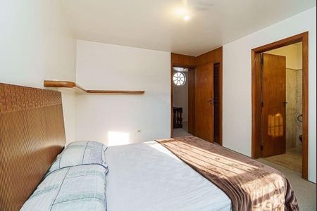 Casa à venda com 1000m², 4 quartos e 6 vagas