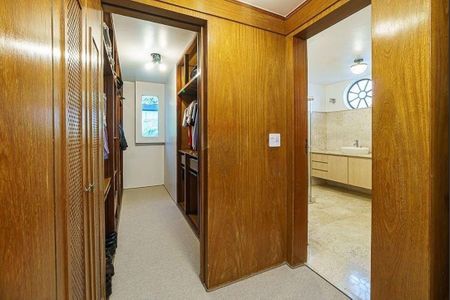 Casa à venda com 1000m², 4 quartos e 6 vagas