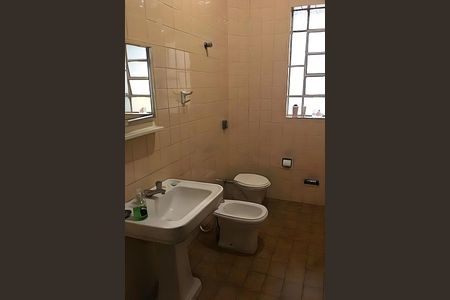 Casa à venda com 234m², 3 quartos e 8 vagas