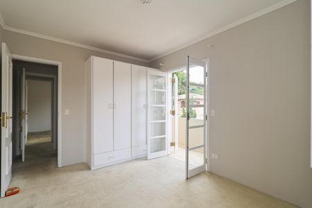 Casa à venda com 302m², 4 quartos e 6 vagas Casa à venda com 302m², 4 quartos e 6 vagasSuíte 3