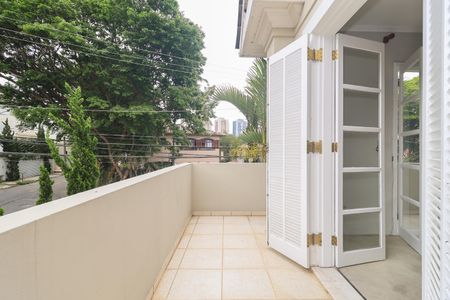 Casa à venda com 302m², 4 quartos e 6 vagas Casa à venda com 302m², 4 quartos e 6 vagasSuíte 1