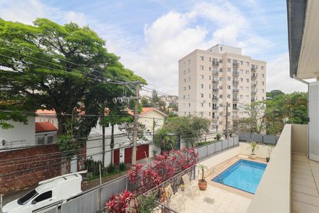 Casa à venda com 302m², 4 quartos e 6 vagas Casa à venda com 302m², 4 quartos e 6 vagasVista do Escritório