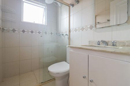 Casa à venda com 302m², 4 quartos e 6 vagas Casa à venda com 302m², 4 quartos e 6 vagasBanheiro da Suíte 2