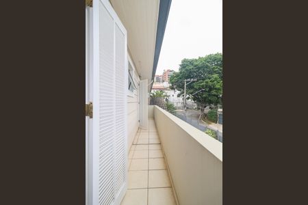 Casa à venda com 302m², 4 quartos e 6 vagas Casa à venda com 302m², 4 quartos e 6 vagasSuíte 3