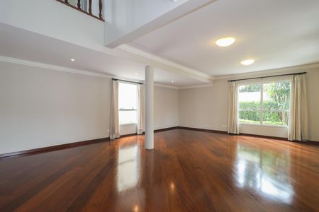 Sala de casa à venda com 4 quartos, 302m² em Vila Sonia, São Paulo