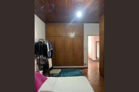 Casa à venda com 200m², 4 quartos e 5 vagas