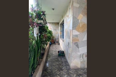 Casa à venda com 200m², 4 quartos e 5 vagas