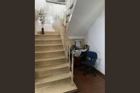 Casa à venda com 200m², 4 quartos e 5 vagas