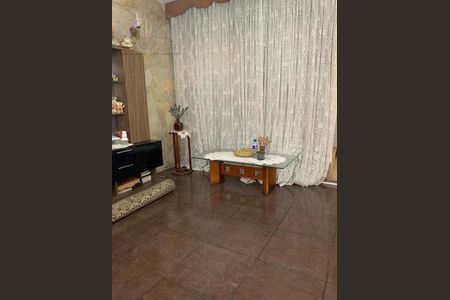 Casa à venda com 200m², 4 quartos e 5 vagas