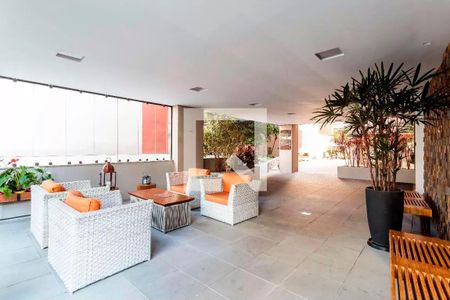 Apartamento à venda com 95m², 2 quartos e 1 vagaÁrea comum