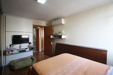 Apartamento à venda com 95m², 2 quartos e 1 vagaQuarto 2