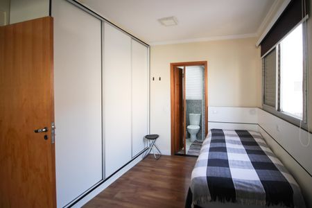 Apartamento à venda com 95m², 2 quartos e 1 vagaSuíte