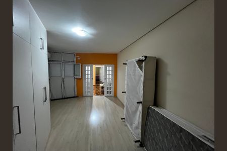 Casa à venda com 177m², 3 quartos e 2 vagas Casa à venda com 177m², 3 quartos e 2 vagas Suíte 2