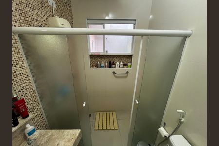 Casa à venda com 177m², 3 quartos e 2 vagas Casa à venda com 177m², 3 quartos e 2 vagasBanheiro da Suíte