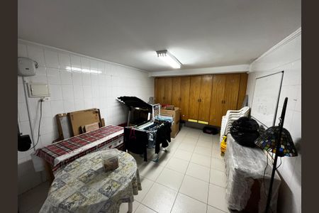 Casa à venda com 177m², 3 quartos e 2 vagas Casa à venda com 177m², 3 quartos e 2 vagasGaragem Fachada