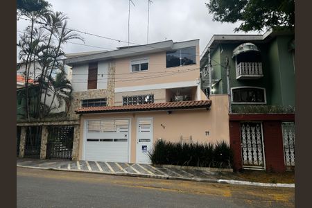 Casa à venda com 177m², 3 quartos e 2 vagas Casa à venda com 177m², 3 quartos e 2 vagasFachada/Placa