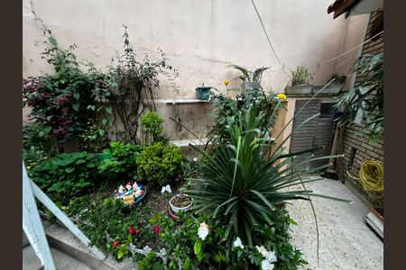 Casa à venda com 177m², 3 quartos e 2 vagas Casa à venda com 177m², 3 quartos e 2 vagasÁrea Externa