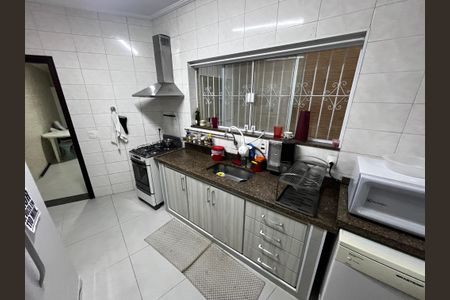 Casa à venda com 177m², 3 quartos e 2 vagas Casa à venda com 177m², 3 quartos e 2 vagasCozinha