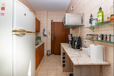 Apartamento à venda com 96m², 3 quartos e 2 vagasCozinha