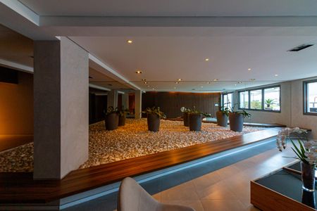 Apartamento para alugar com 101m², 3 quartos e 3 vagasHall social