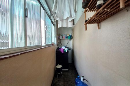 Apartamento à venda com 96m², 2 quartos e 1 vaga Apartamento à venda com 96m², 2 quartos e 1 vagaÁrea de Serviço