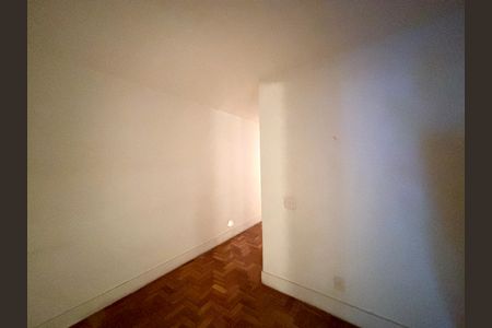 Apartamento à venda com 280m², 3 quartos e 2 vagas Apartamento à venda com 280m², 3 quartos e 2 vagasCorredores
