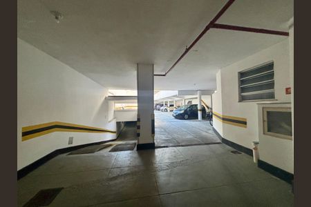 Apartamento à venda com 280m², 3 quartos e 2 vagas Apartamento à venda com 280m², 3 quartos e 2 vagasGaragem