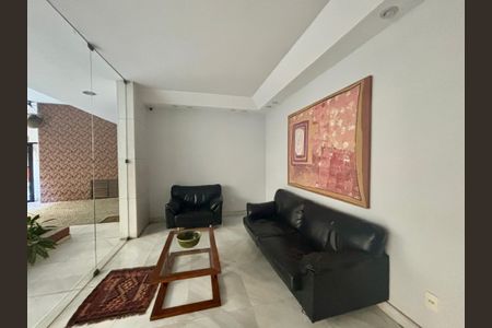 Apartamento à venda com 280m², 3 quartos e 2 vagas Apartamento à venda com 280m², 3 quartos e 2 vagasPortaria