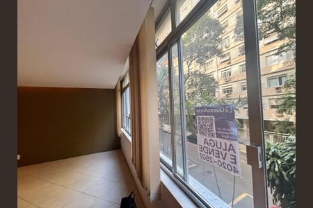 Apartamento à venda com 280m², 3 quartos e 2 vagas Apartamento à venda com 280m², 3 quartos e 2 vagasPlaca