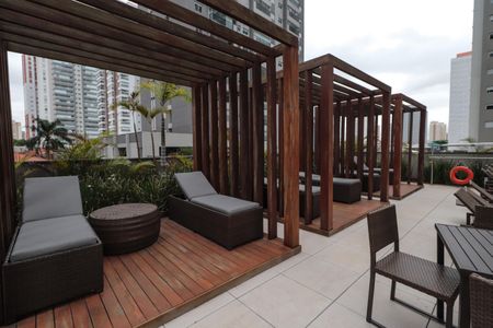 Apartamento à venda com 65m², 2 quartos e 1 vagaÁrea comum - Piscina