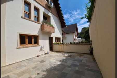Casa à venda com 4 quartos, 446m² em Chácara Monte Alegre, São Paulo