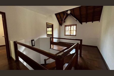 Casa à venda com 4 quartos, 446m² em Chácara Monte Alegre, São Paulo