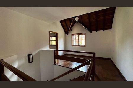 Casa à venda com 4 quartos, 446m² em Chácara Monte Alegre, São Paulo