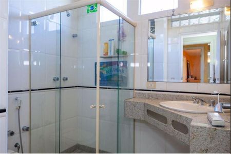 Casa à venda com 4 quartos, 435m² em Jardim Leonor, São Paulo